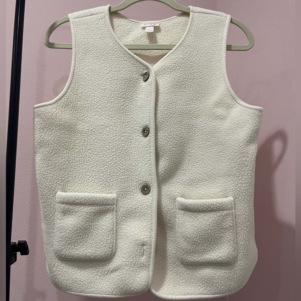 white sweater vest, cat & jack